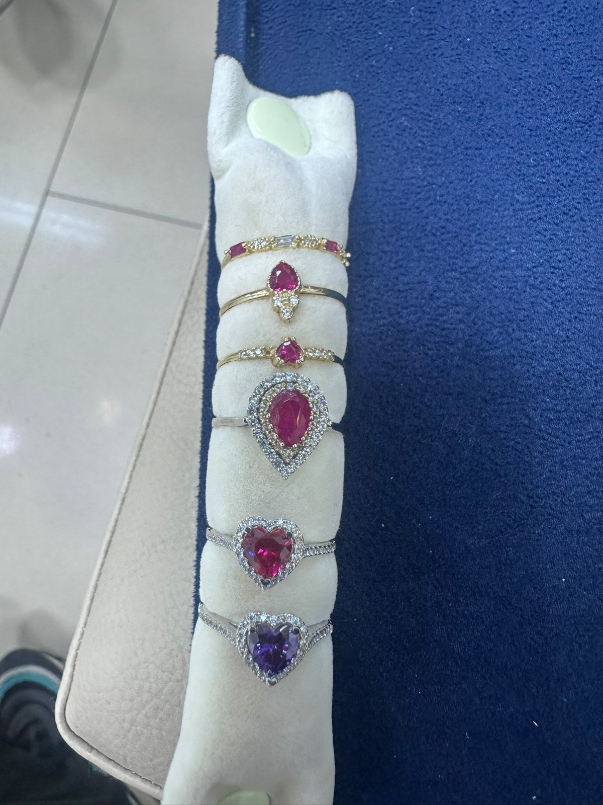 Rubi & Pembe Taşlı Altın Yüzük Koleksiyonu