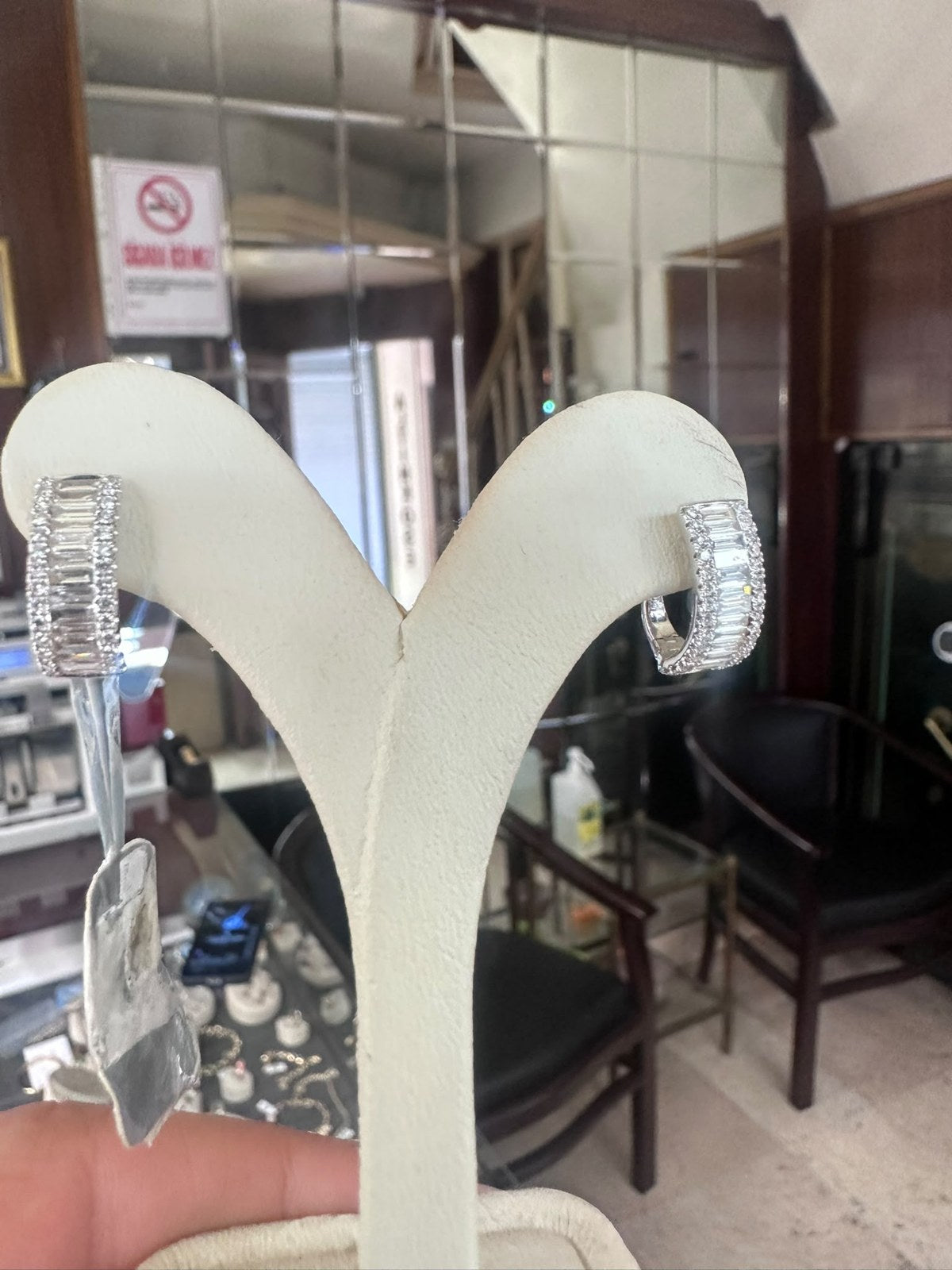 Baget Pırlanta Halka Küpe